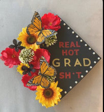 Load image into Gallery viewer, Graduation Cap